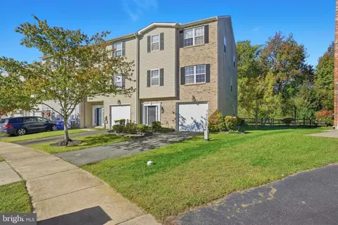 Exterior - 220 Camerton Ln, Townsend, DE 19734 photo 2 of 2