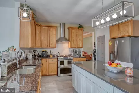 Kitchen - 506 Aviemore Dr, Townsend, DE 19734 photo 5 of 5