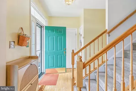 Entry Way - 463 Preakness Run, Newark, DE 19702 photo 2 of 3
