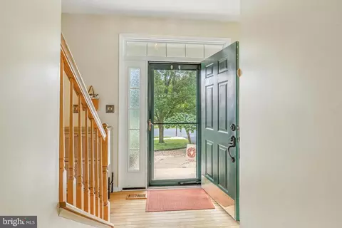 Entry Way - 463 Preakness Run, Newark, DE 19702 photo 1 of 3