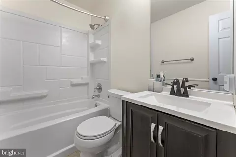 Bath - 127 Channing Dr, Bear, DE 19701 photo 3 of 3
