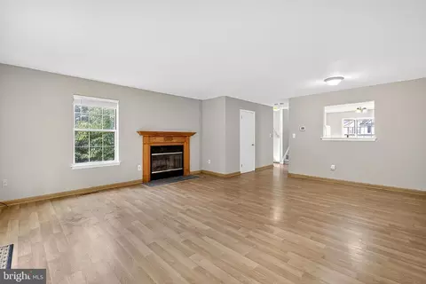 Living - 685 Corsica Ave, Bear, DE 19701 photo 1 of 4