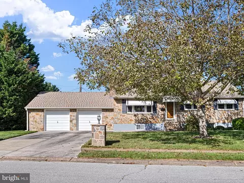 2101 Nicholby Dr, Wilmington, DE 19808