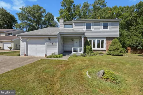 9 Ross Ct, Wilmington, DE 19810