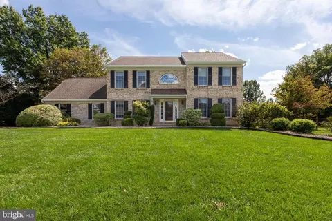 19 Revelstone Dr, Newark, DE 19711