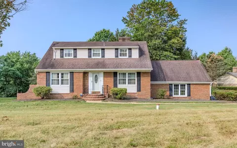 404 Kimberley Rd, Hockessin, DE 19707