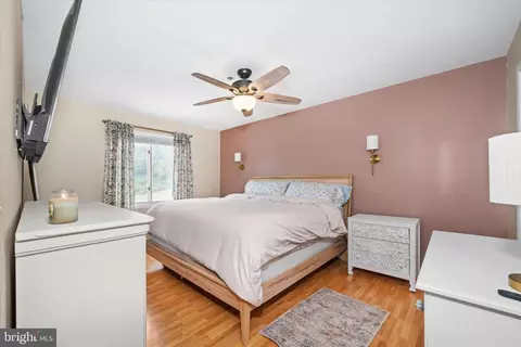 402 Creekside Dr, Newark, DE 19711 photo 19
