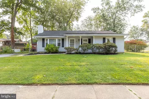 19 Queens Way, Newark, DE 19713