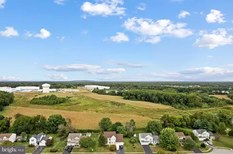 View/Area - 218 Fieldstone Crossing Dr, Bear, DE 19701 photo 3 of 3
