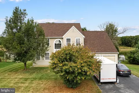 View/Area - 218 Fieldstone Crossing Dr, Bear, DE 19701 photo 2 of 3