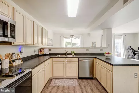Kitchen - 6 Kimberly Dr, Middletown, DE 19709 photo 2 of 3