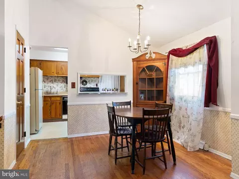 Dining - 10 Davies Rd, Newark, DE 19713 photo 1 of 1