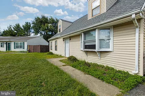 6 Duet Ct, Newark, DE 19713 photo 4