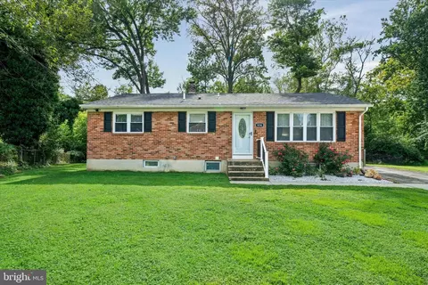 936 Quail Ln, Newark, DE 19711