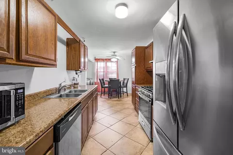 Kitchen - 28 Paxton Ln, Bear, DE 19701 photo 1 of 2