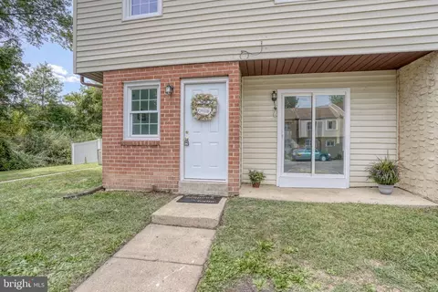 1608 Barnaby St, Newark, DE 19702 photo 2