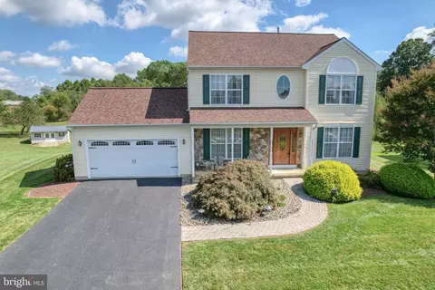 36 Silver Lake Dr, Middletown, DE 19709