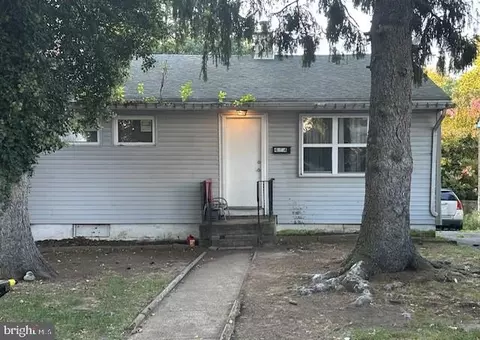 4304 N Pine St, Wilmington, DE 19802