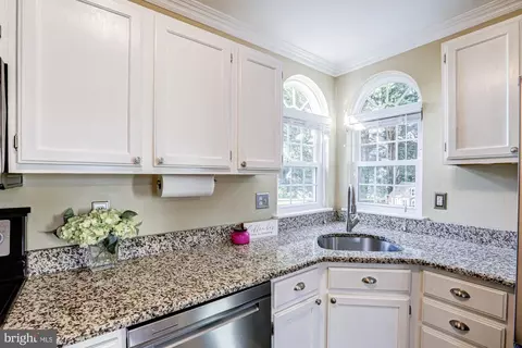 Kitchen - 367 E Harvest Ln, Middletown, DE 19709 photo 4 of 4