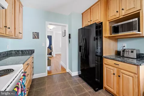 Kitchen - 47 Ruby Dr, Claymont, DE 19703 photo 2 of 3