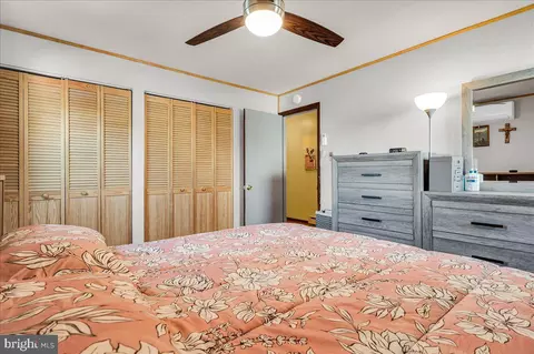 Bedroom - 812 Broadfield Dr, Newark, DE 19713 photo 3 of 3