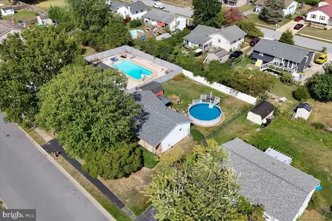 View/Area - 812 Broadfield Dr, Newark, DE 19713 photo 1 of 4