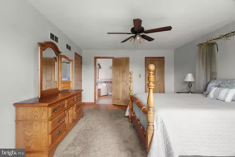 Bedroom - 8 Wortham Ct, Bear, DE 19701 photo 4 of 11