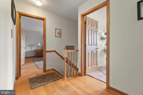 Entry Way - 8 Wortham Ct, Bear, DE 19701 photo 5 of 6