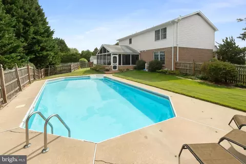 Exterior - 8 Wortham Ct, Bear, DE 19701 photo 13 of 21