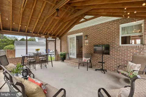 Exterior - 8 Wortham Ct, Bear, DE 19701 photo 8 of 21