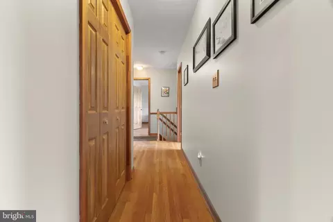 Entry Way - 8 Wortham Ct, Bear, DE 19701 photo 6 of 6