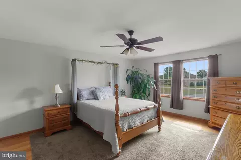 Bedroom - 8 Wortham Ct, Bear, DE 19701 photo 2 of 11