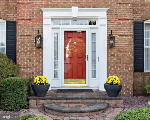 Entry Way - 205 Robin Redbreast Rd, Newark, DE 19711 photo 1 of 5