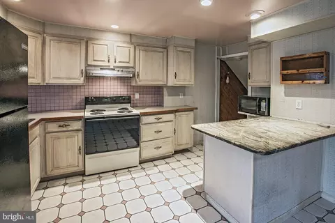 Kitchen - 1908 Prospect Rd, Wilmington, DE 19805 photo 1 of 2