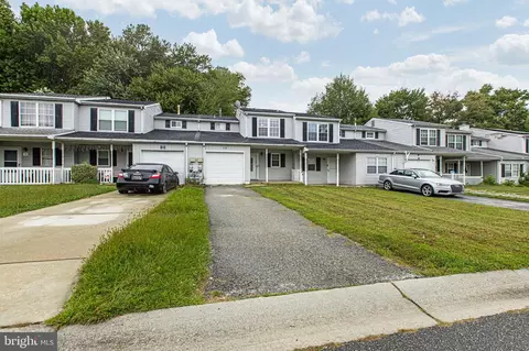30 Freedom Trl, New Castle, DE 19720