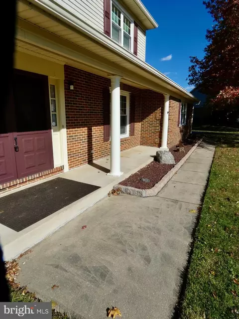 Exterior - 16 Carol Ann Ct, Bear, DE 19701 photo 2 of 15