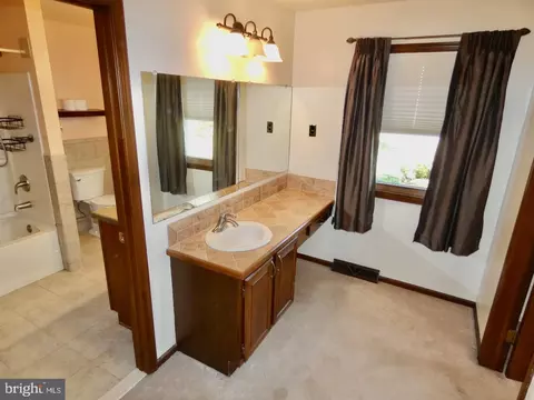 Bath - 16 Carol Ann Ct, Bear, DE 19701 photo 1 of 5