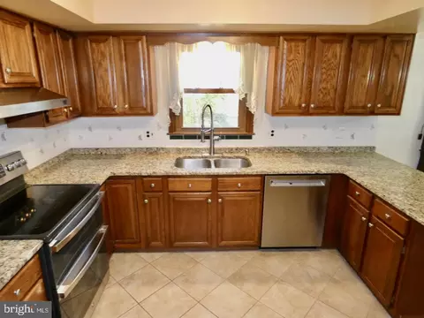 Kitchen - 16 Carol Ann Ct, Bear, DE 19701 photo 3 of 6