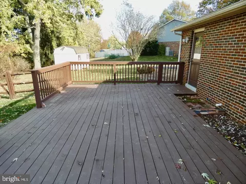 Exterior - 16 Carol Ann Ct, Bear, DE 19701 photo 13 of 15