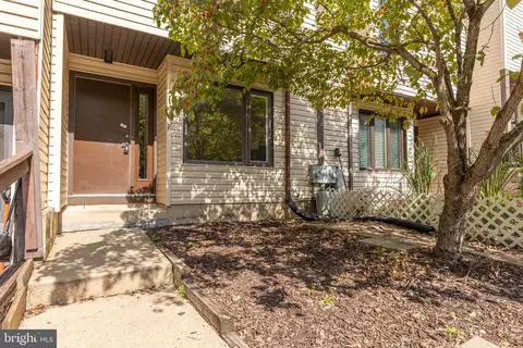 3206 Champions Dr, Wilmington, DE 19808