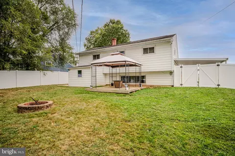 Exterior - 607 Ilse Dr, Newark, DE 19713 photo 4 of 5