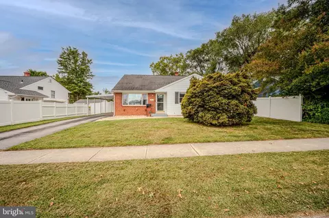 Exterior - 607 Ilse Dr, Newark, DE 19713 photo 3 of 5
