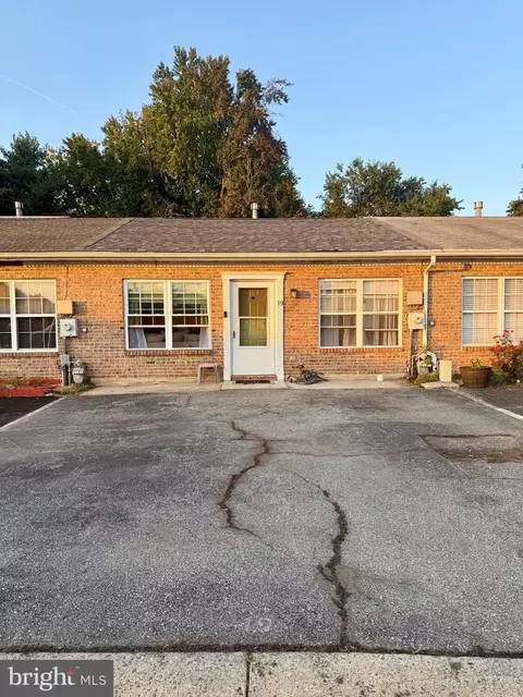 19 Boxelder Ln, Bear, DE 19701