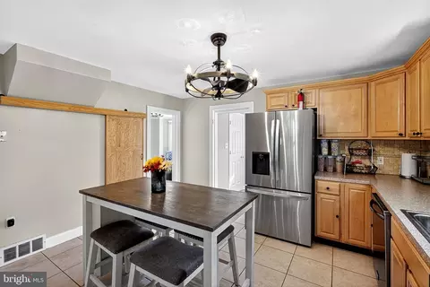 Kitchen - 2 E Delaware Ave, Wilmington, DE 19809 photo 4 of 4