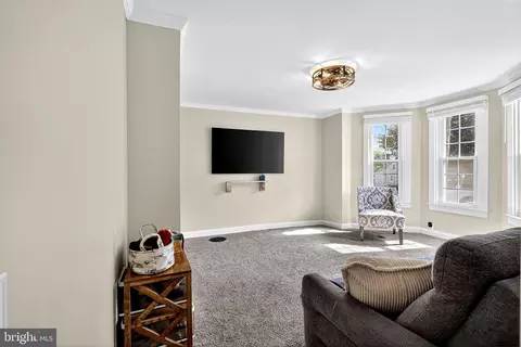 Living - 2 E Delaware Ave, Wilmington, DE 19809 photo 1 of 3