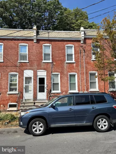 107 Delamore Pl, Wilmington, DE 19805