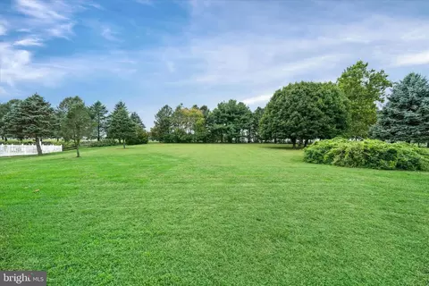 Exterior - 243 Sugar Pine Dr, Middletown, DE 19709 photo 5 of 5