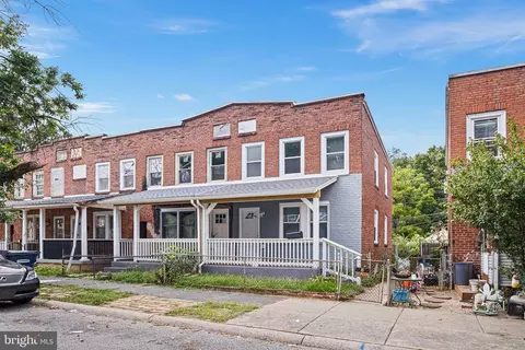 26 Denham Ave, Claymont, DE 19703
