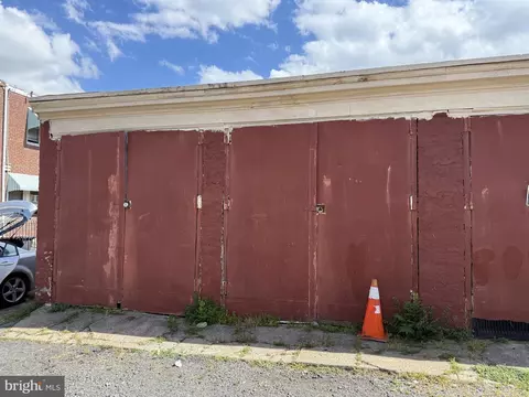 2714 Enterprise St, Wilmington, DE 19802