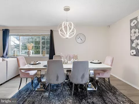 Dining - 74 Valley Forge Rd, New Castle, DE 19720 photo 1 of 1